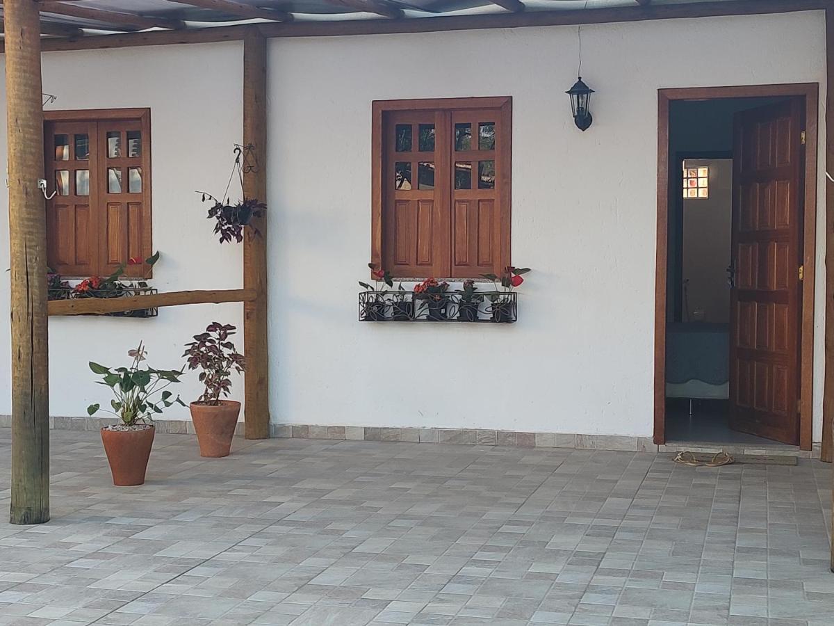 Chalés e Suítes Campos de São João Palmeiras  Exterior foto